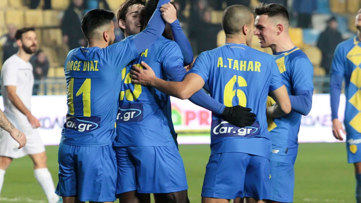 Εκτός ο Ντίας, επιστροφή για Μουνιέ και Ταχάρ στον Παναιτωλικό