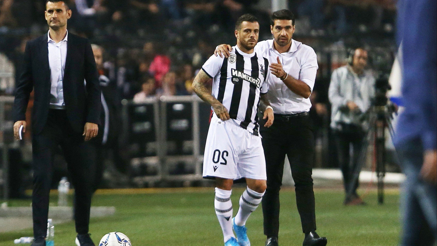 Φερέιρα-αρχηγοί: «Γίναμε προβλέψιμοι, να αλλάξουμε!»