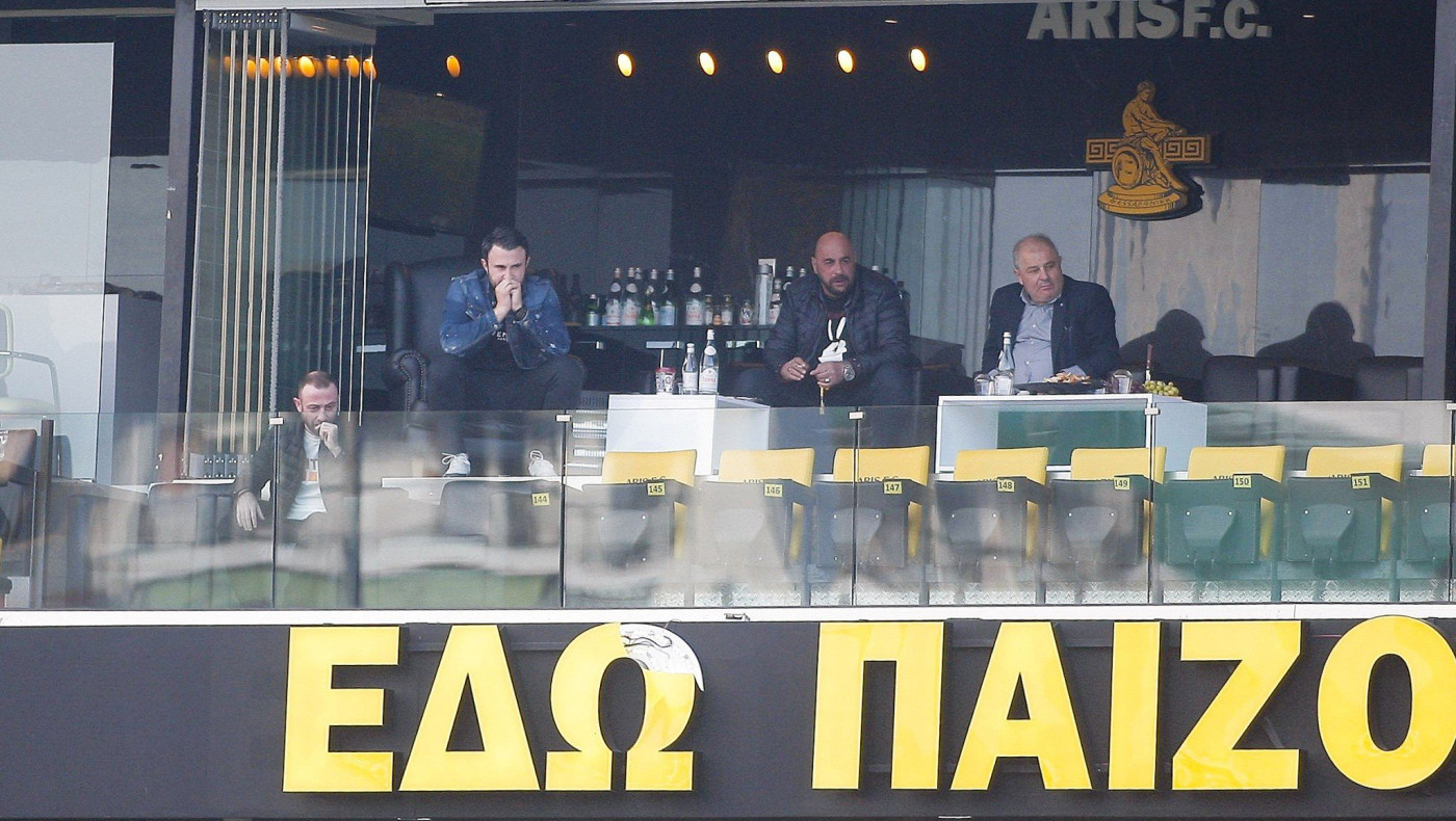 «Σέζο το καλοκαίρι θα είσαι γκαρσόν στο Μακεδονία Παλλάς»