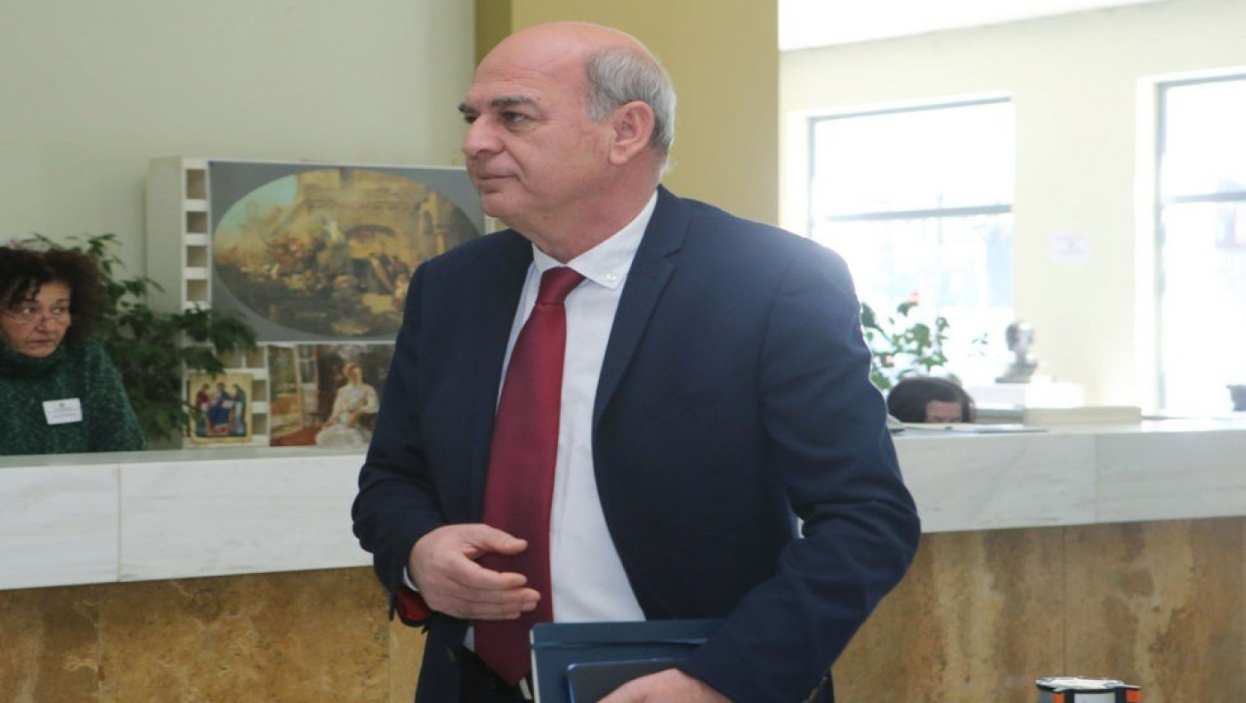 Ο Γραμμένος παρέδωσε το αυτοδιοίκητο, δεν δικαιούται τώρα να διαμαρτύρεται