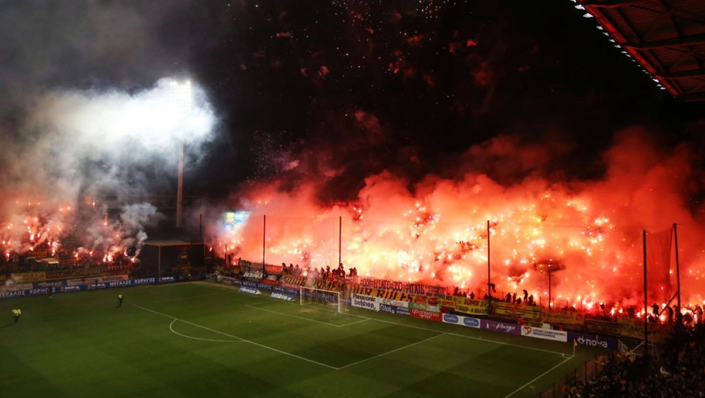 «Δεν θέλουμε ξανά άδειες κερκίδες, στηρίζουμε την ομάδα με τη φωνή μας»