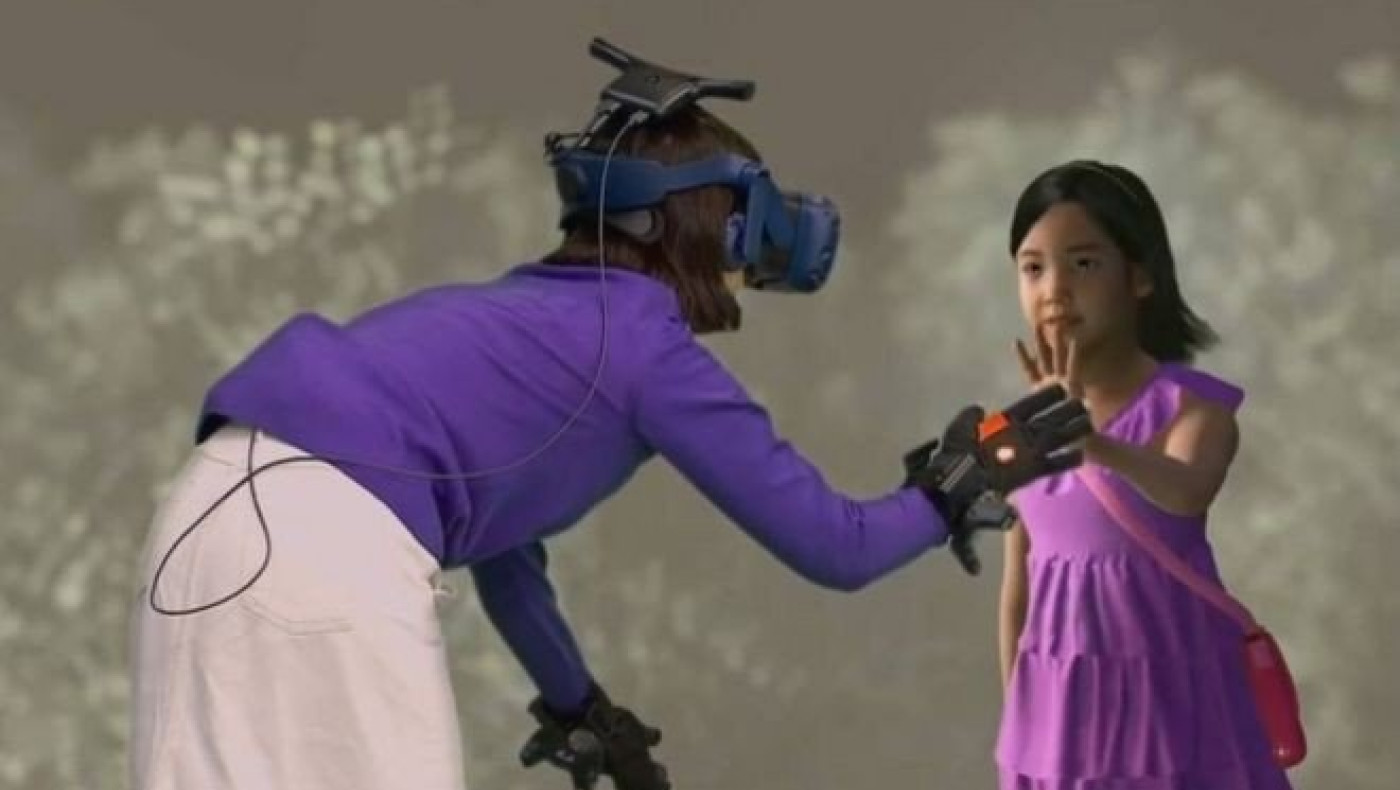 Μητέρα «συνάντησε» τη νεκρή κόρη της μέσω εικονικής πραγματικότητας