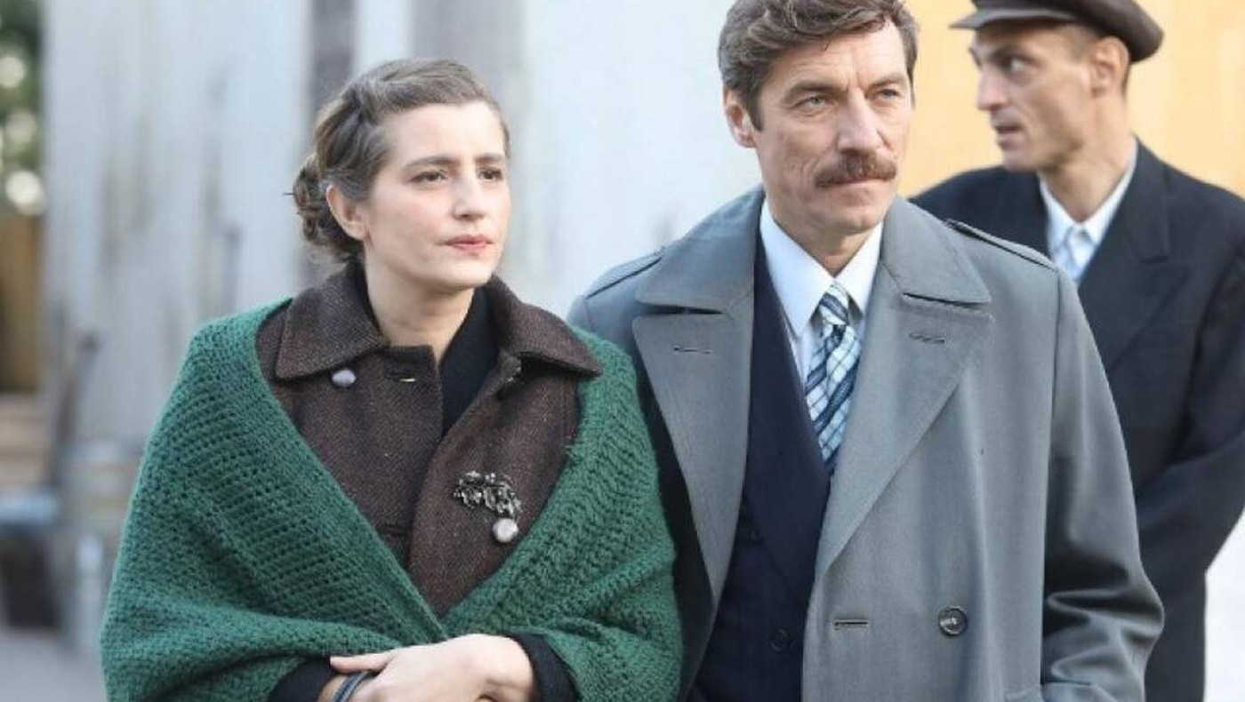 Άγριες Μέλισσες: Η Ασημίνα ανακαλύπτει πως η πεθερά της είναι...