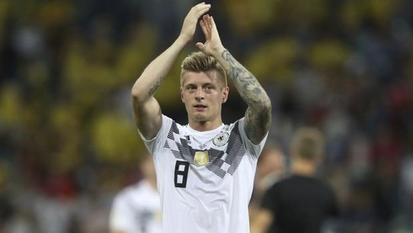 Έχρισε διάδοχο του Φέντερερ τον Τσιτσιπά ο Κρος