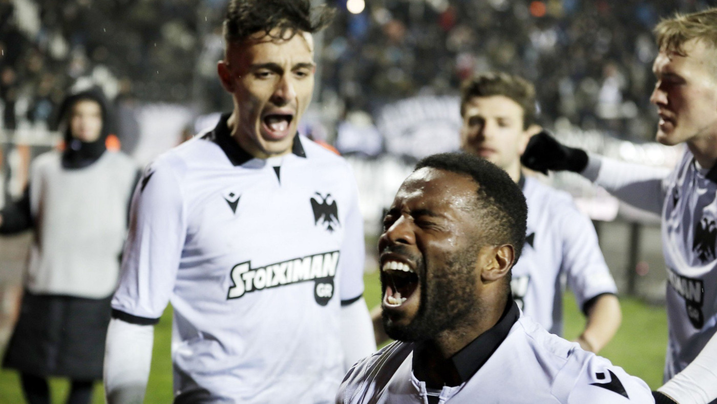 Το ξέσπασμα των νταμπλούχων στους πανηγυρισμούς