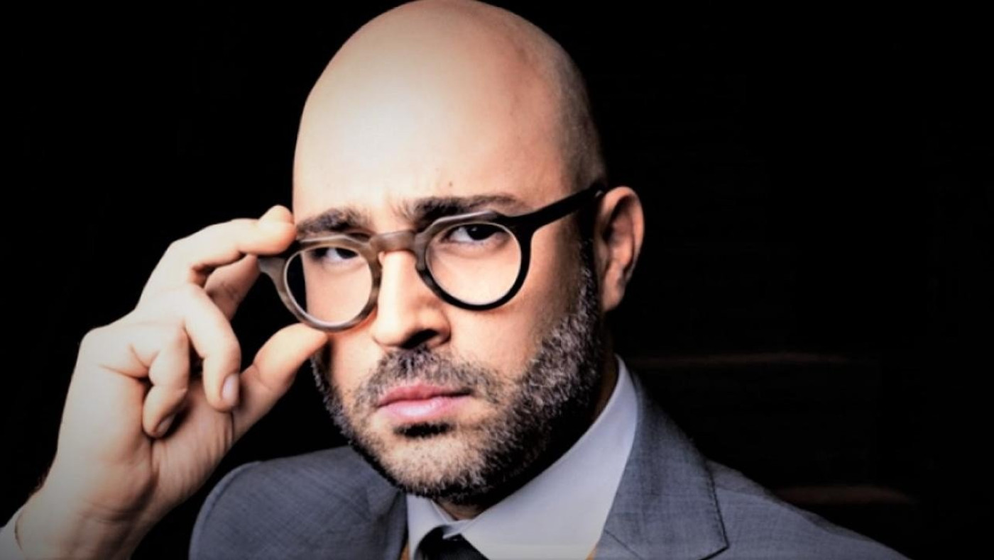 28.000 Ευρώ ζητά ο Μπογδάνος για ανάρτηση στο Facebook