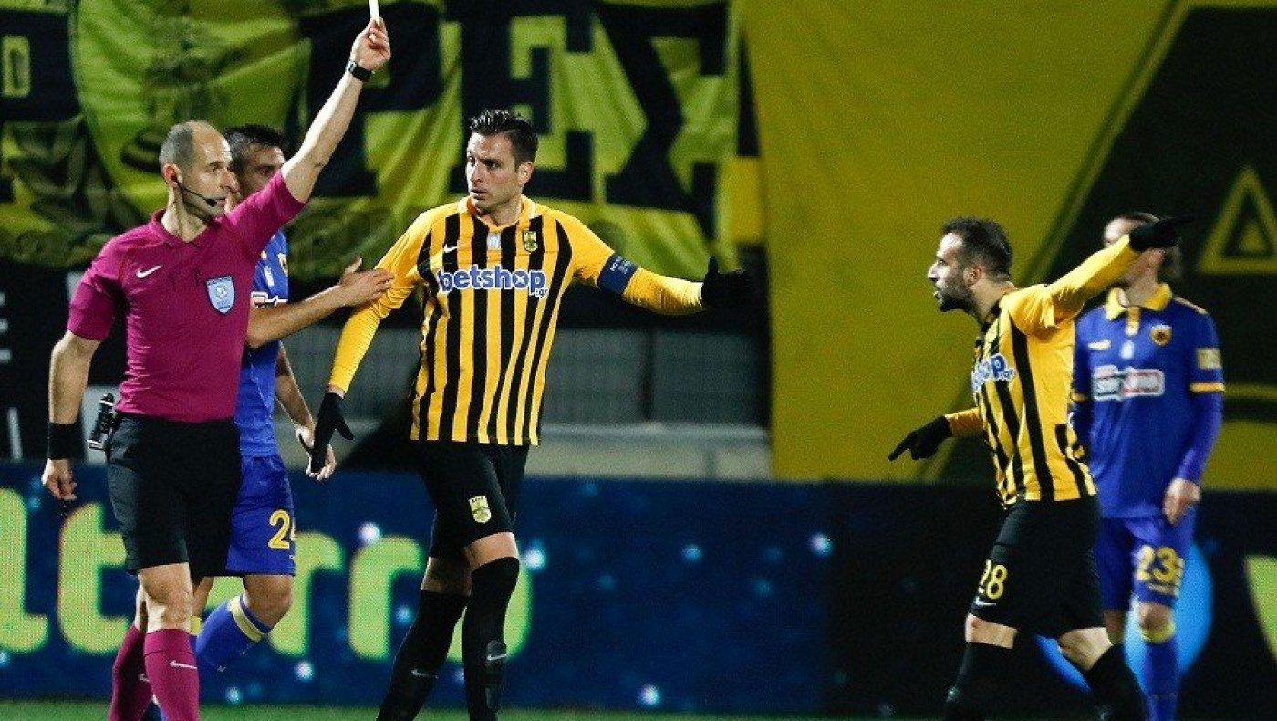 «Κουμπαράκη αν δεν είναι πέναλτι αυτό, τότε ποιο είναι;»