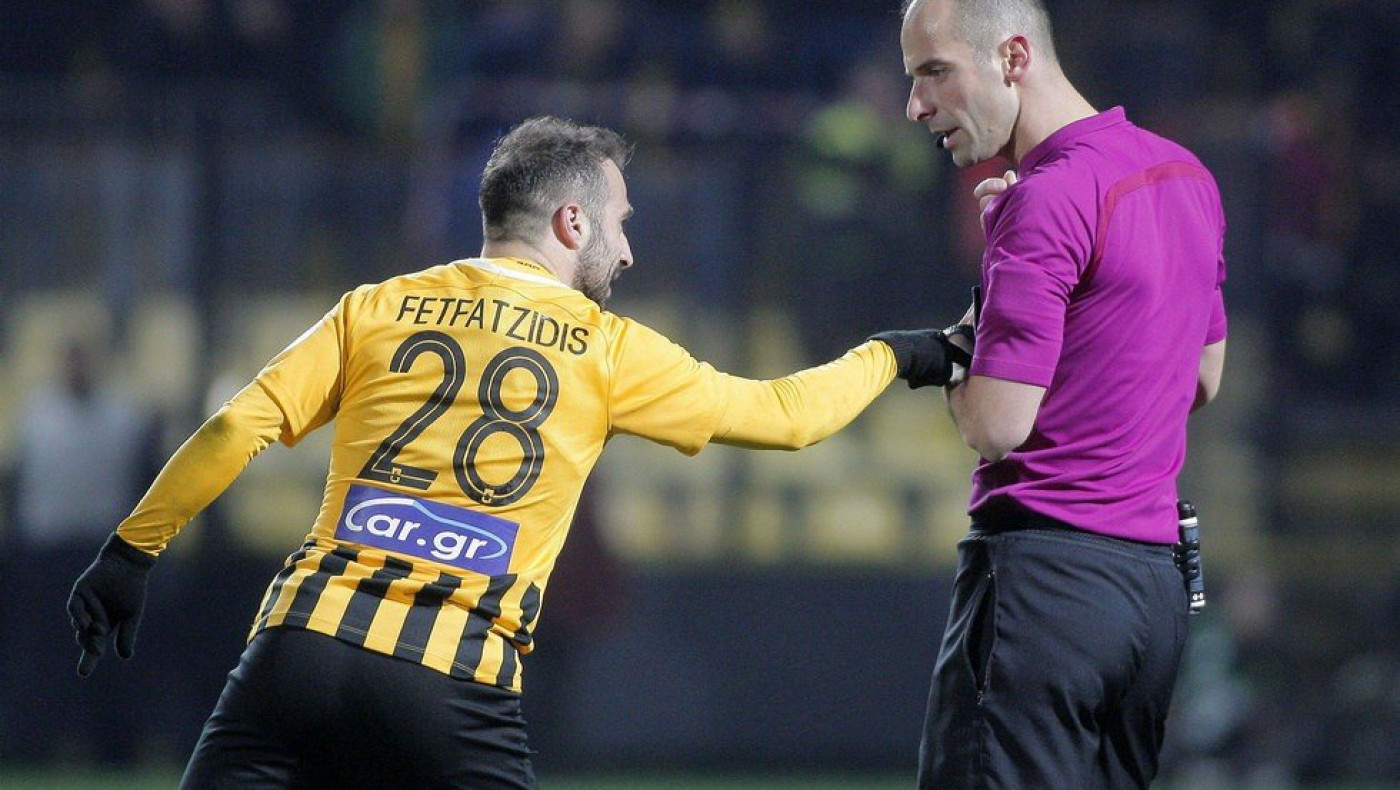 Ο Άρης σκέφτεται να κινηθεί νομικά κατά του Καραντώνη