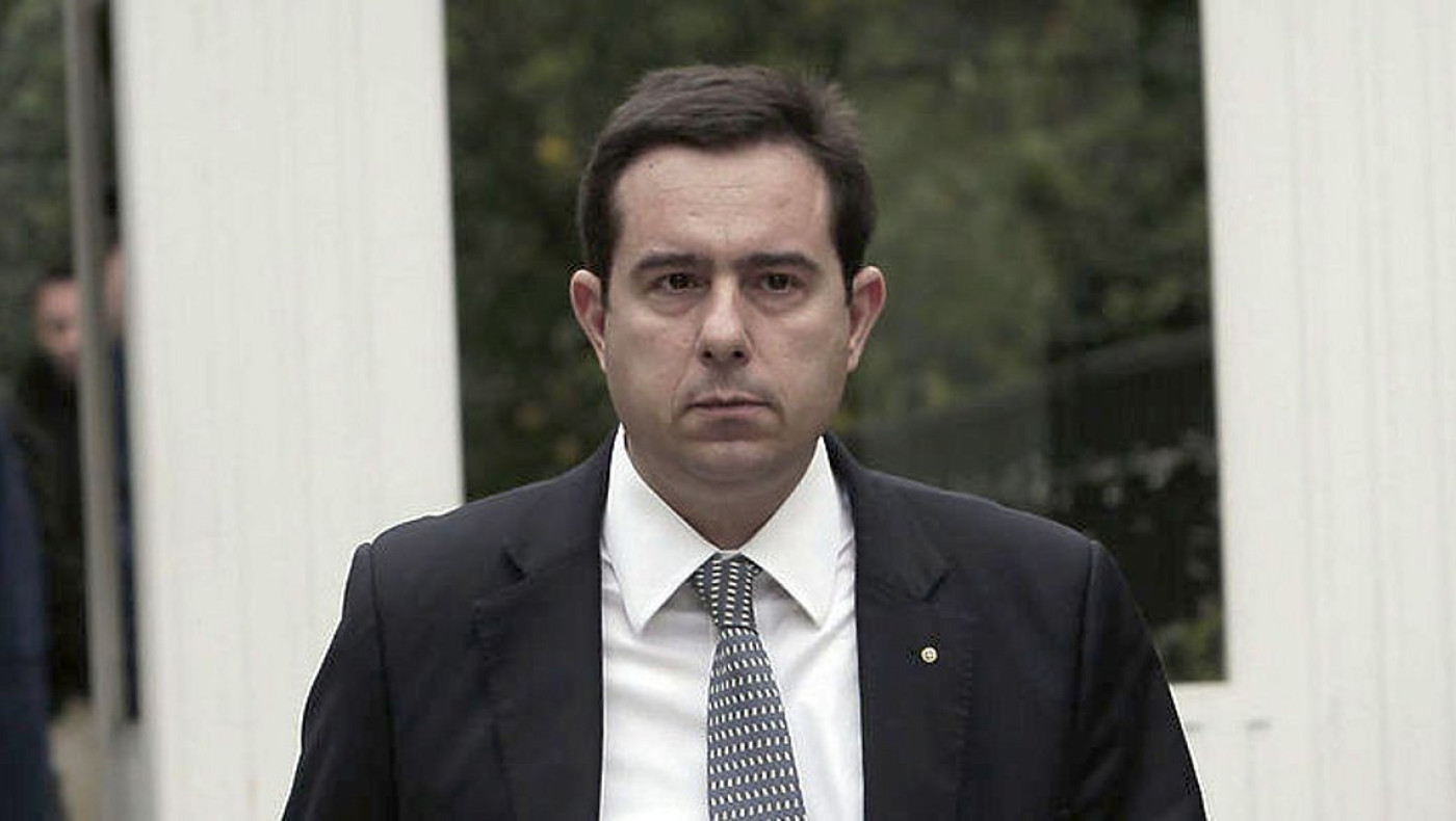 «Καζάνι που βράζει» η Σάμος, επίσκεψη Μηταράκη