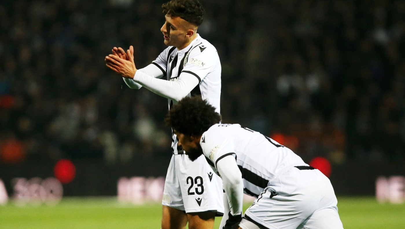 Τα λόγια είναι περιττά, απαιτείται αντίδραση