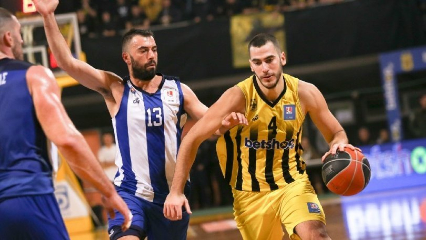 Μπήκαν Μποχωρίδης και Μπράουν, εκτός ο Μιλόσεβιτς