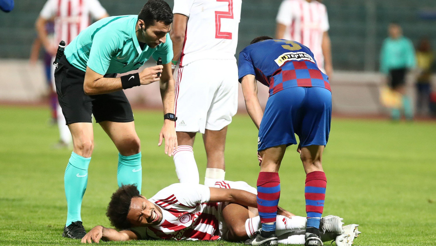 Δεν κάνουν φάουλ στον Ολυμπιακό!