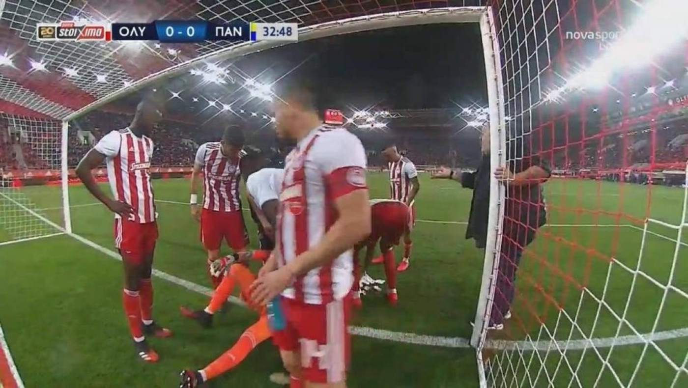 Ο Καραπαπάς προσπάθησε να εξηγήσει την «μπούκα» του στο γήπεδο