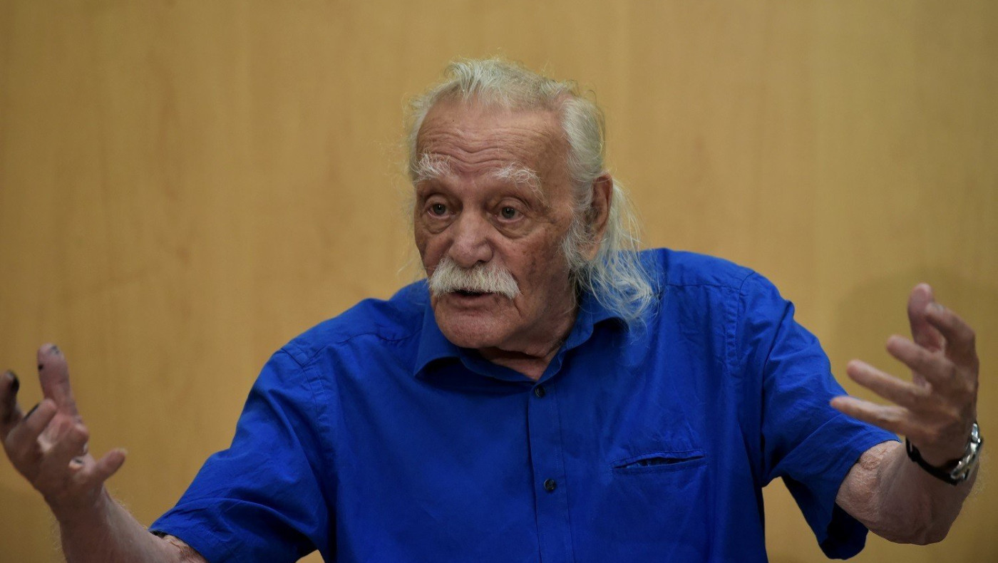 Ο Πούτιν τίμησε τον Μανώλη Γλέζο