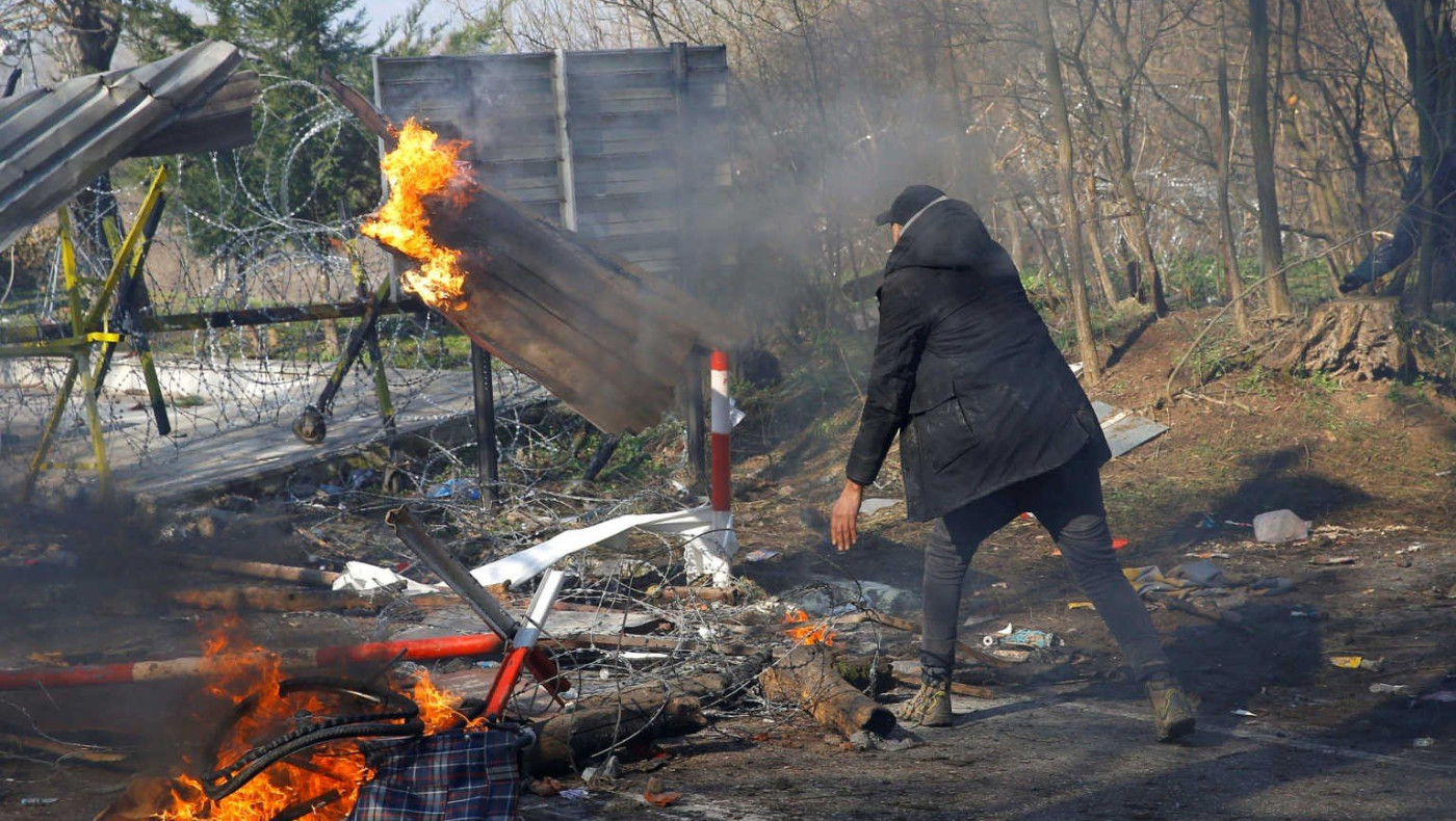 Αυξάνεται η πίεση των προσφύγων στον Εβρο