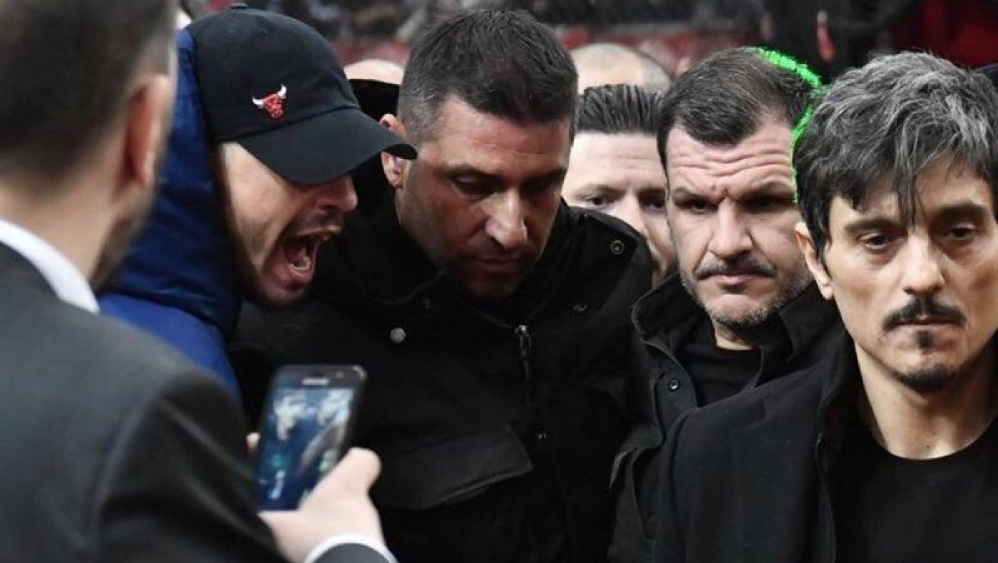 Η...επίθεση στον πάγκο του Παναθηναϊκού στο ΣΕΦ