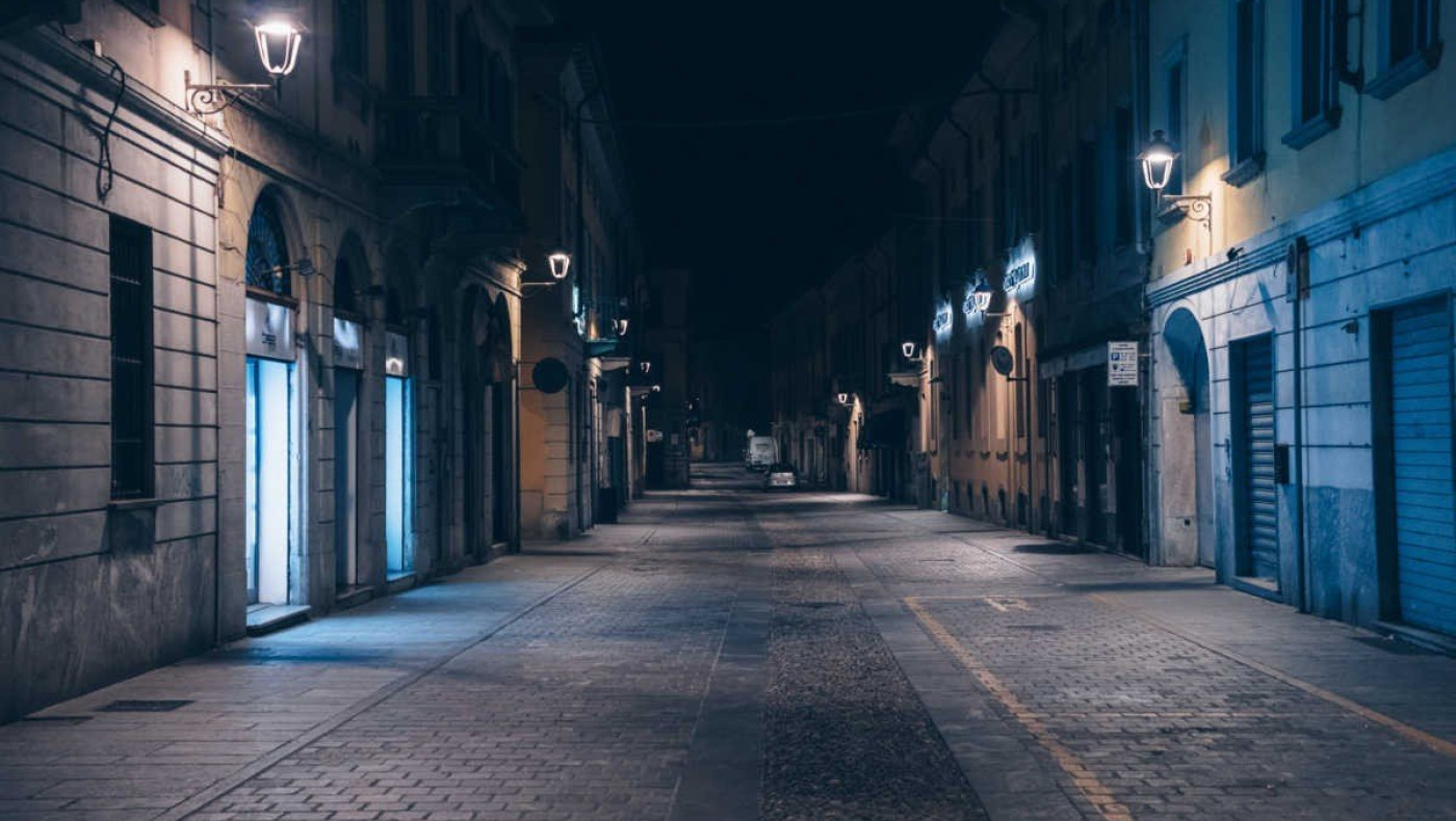 Κορωνοϊός: Αδειάζουν οι δρόμοι παγκοσμίως