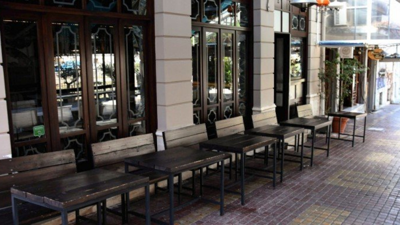 Πόσες συλλήψεις έγιναν για παραβίαση των μέτρων για τον κορωνοϊό