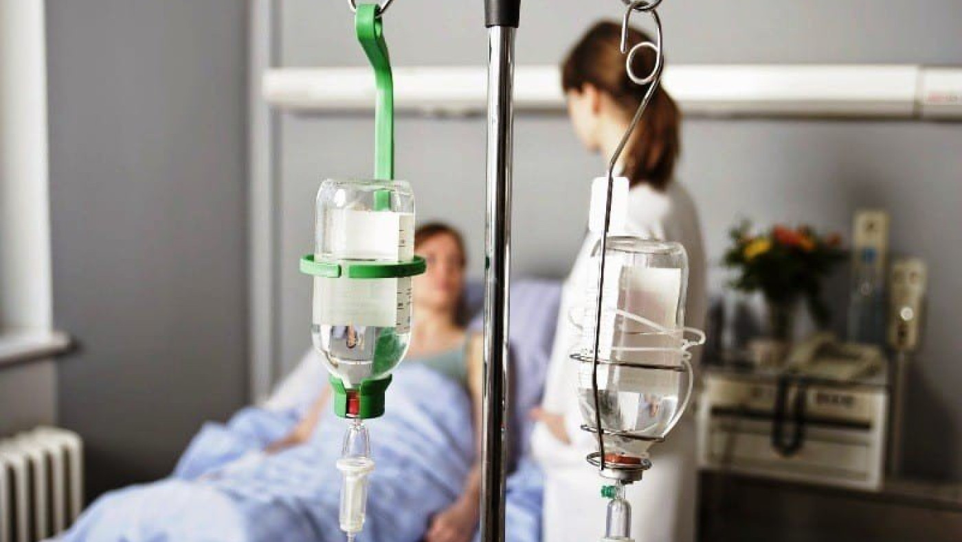 700 γιατροί: «Θέλουμε ένα ΕΣΥ που να αντέχει κάθε μέρα»