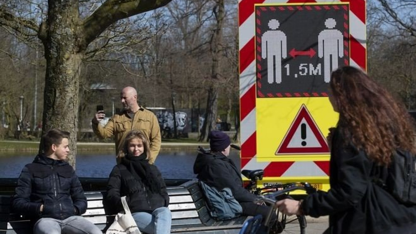 Κορωνοϊός: 136 νεκροί στην Ολλανδία