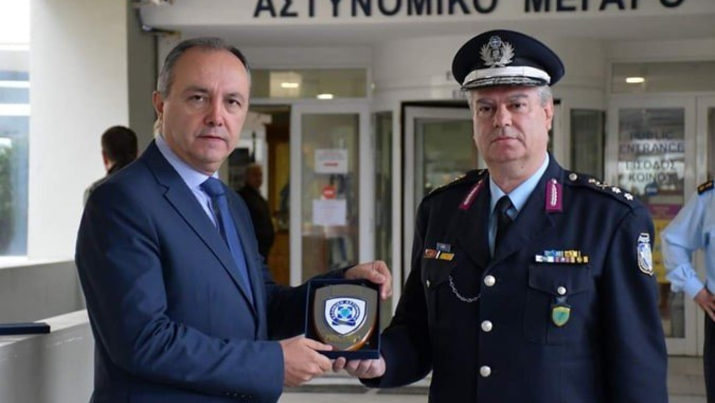 Χιλιάδες γάντια μιας χρήσης για την Αστυνομία