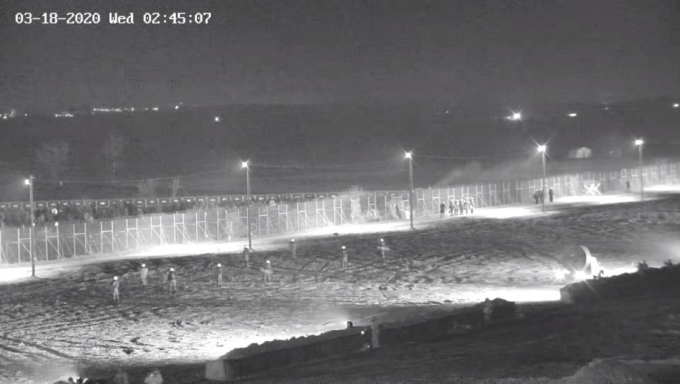 Η Τουρκία απομακρύνει μετανάστες από τα σύνορα στον Έβρο