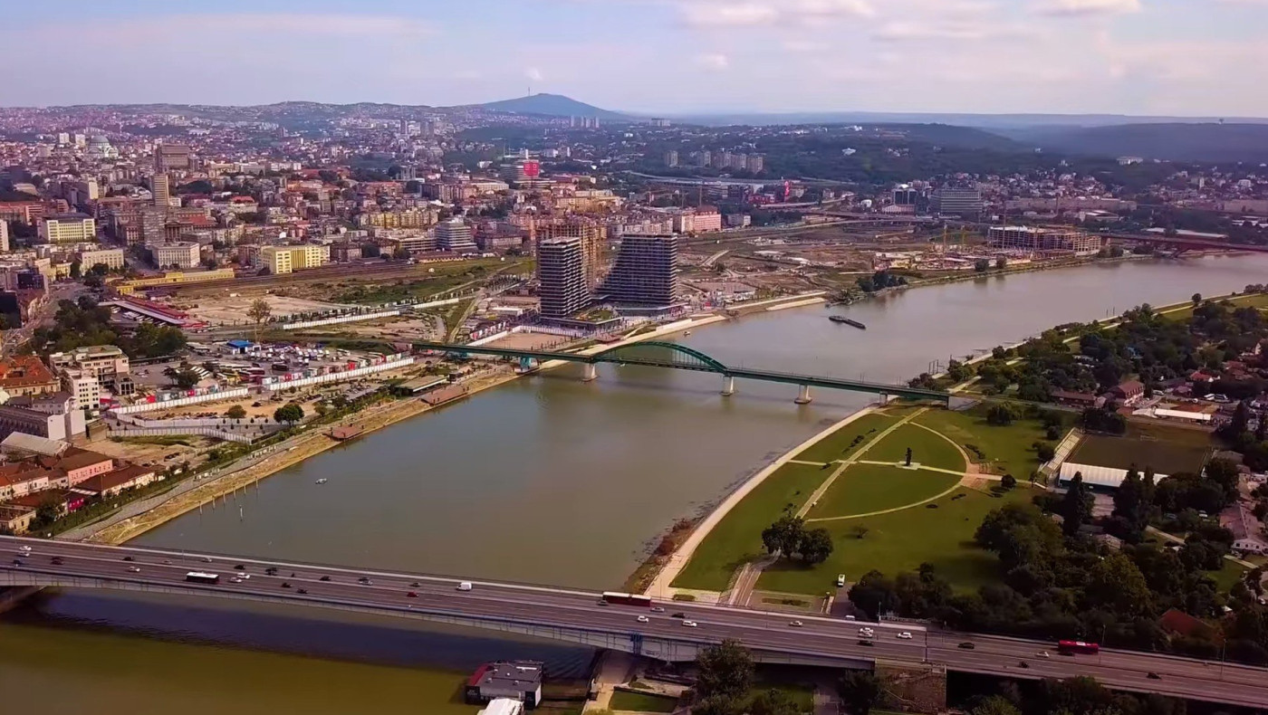 171 κρούσματα στη Σερβία, φθάνει βοήθεια από την Κίνα