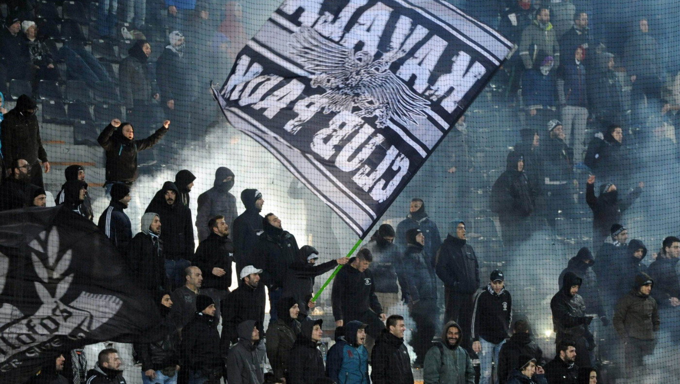 Όλοι μας φταίμε!