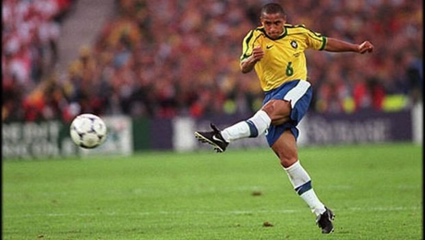 Οι 10 καλύτερες εκτελέσεις φάουλ όλων των εποχών! (VIDEO)