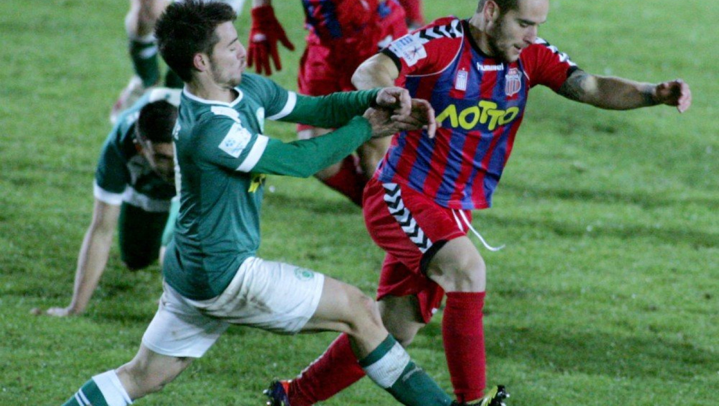 Τον «έκλεψε», ενώ οι άλλοι τον περίμεναν στα γραφεία!