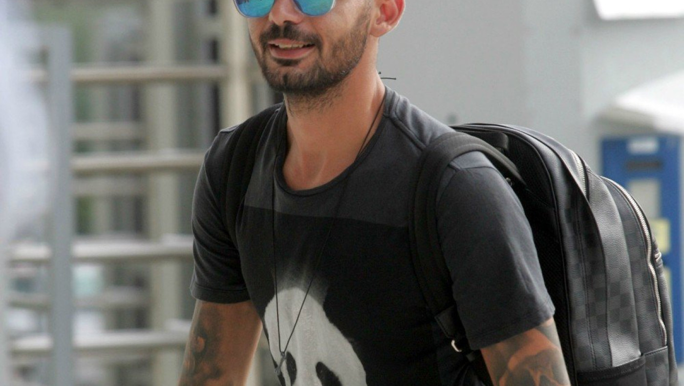 Ποιον καλλιτέχνη συνάντησε ο Κλάους στην Πολίχνη!  (pic)