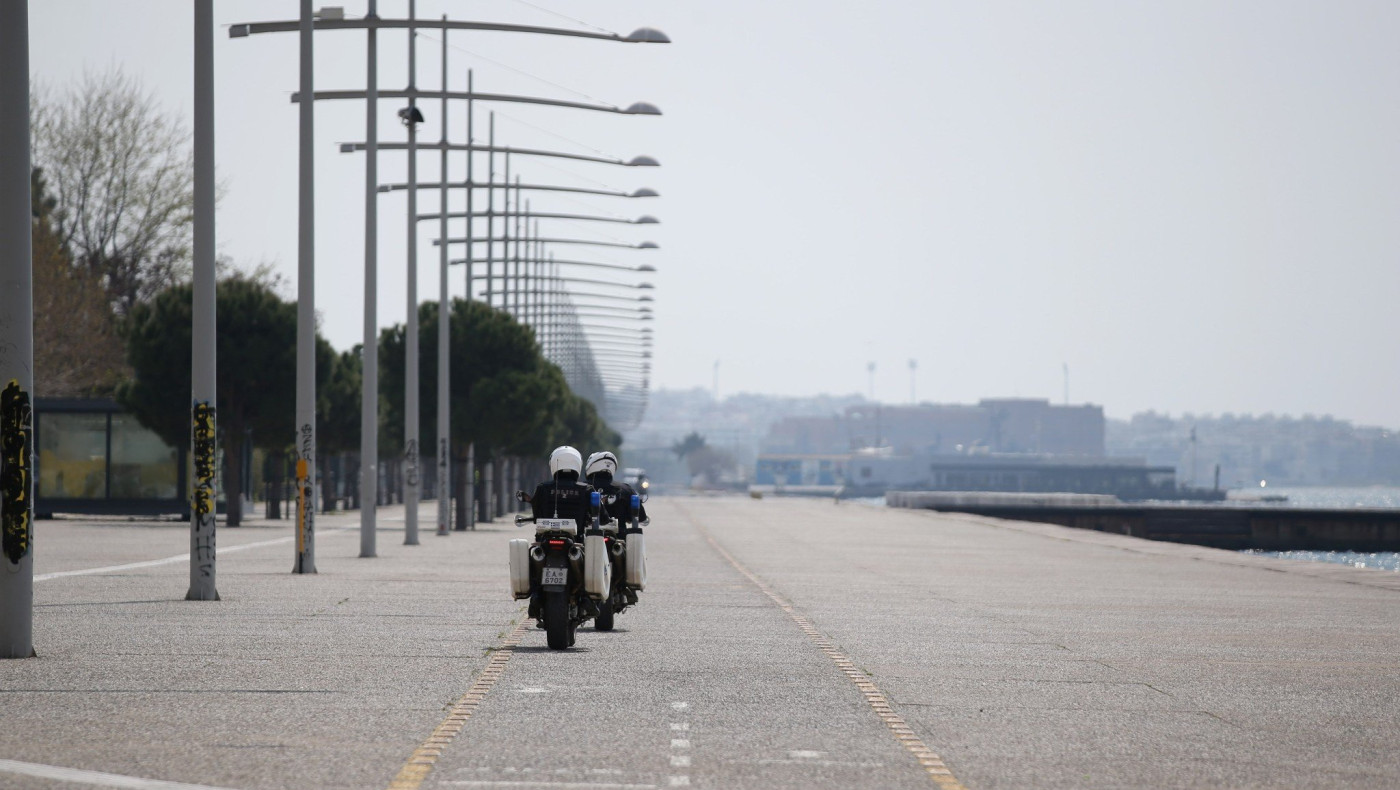 Θεσσαλονίκη: Άνδρας έπεσε με το ποδήλατο στη Νέα Παραλία