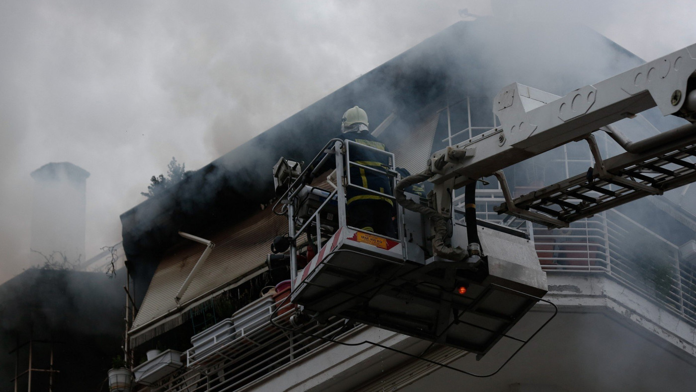 Δύο νεκροί στη μεγάλη φωτιά στο διαμέρισμα στη Θεσσαλονίκη
