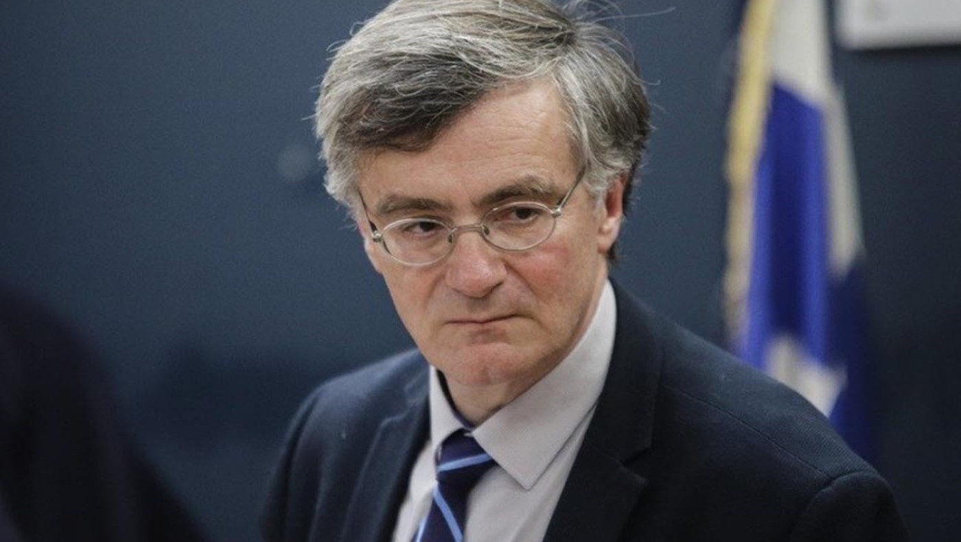 Τσιόδρας: 22 νεκροί στην Ελλάδα, 821 συνολικά κρούσματα