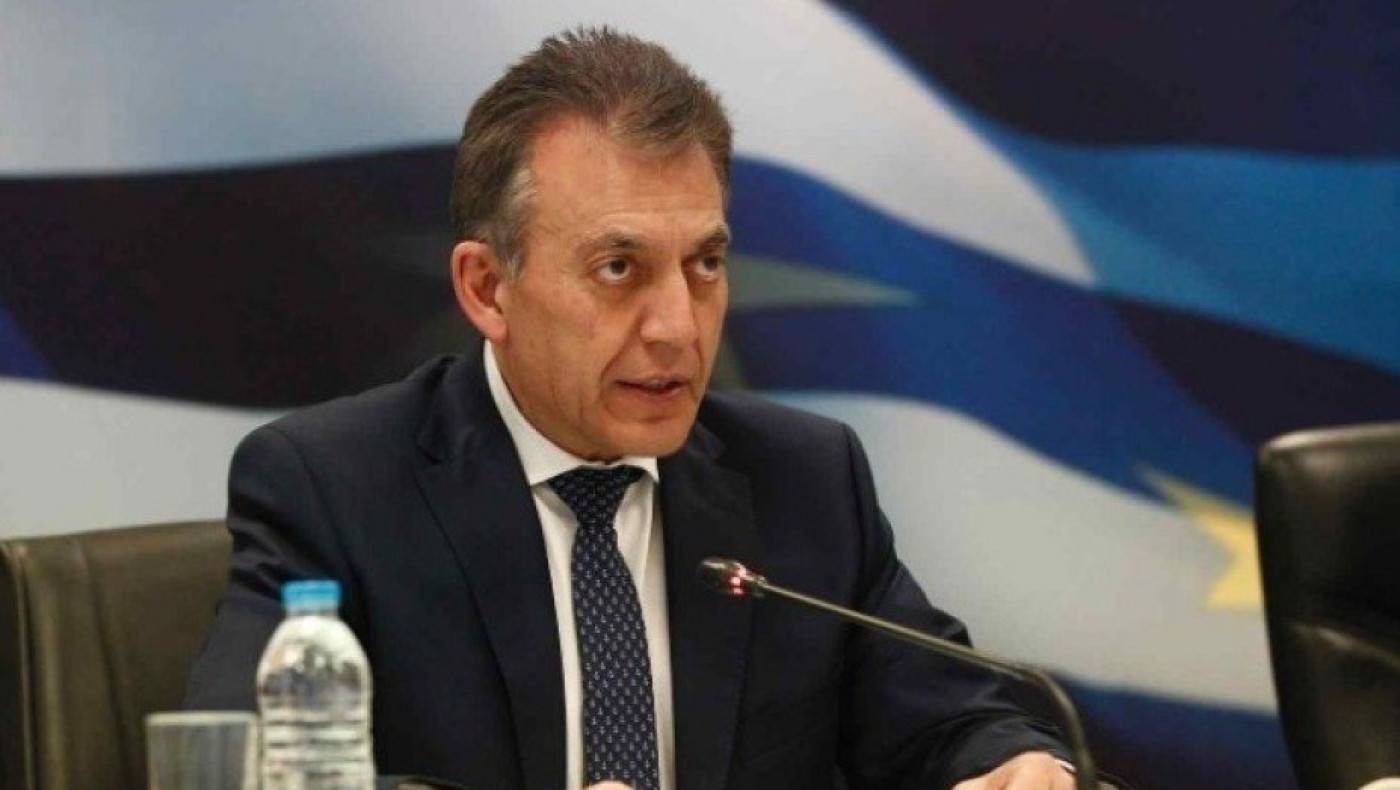 Βρούτσης : Από 15 Απριλίου στους λογαριασμούς το επίδομα των 800 ευρώ