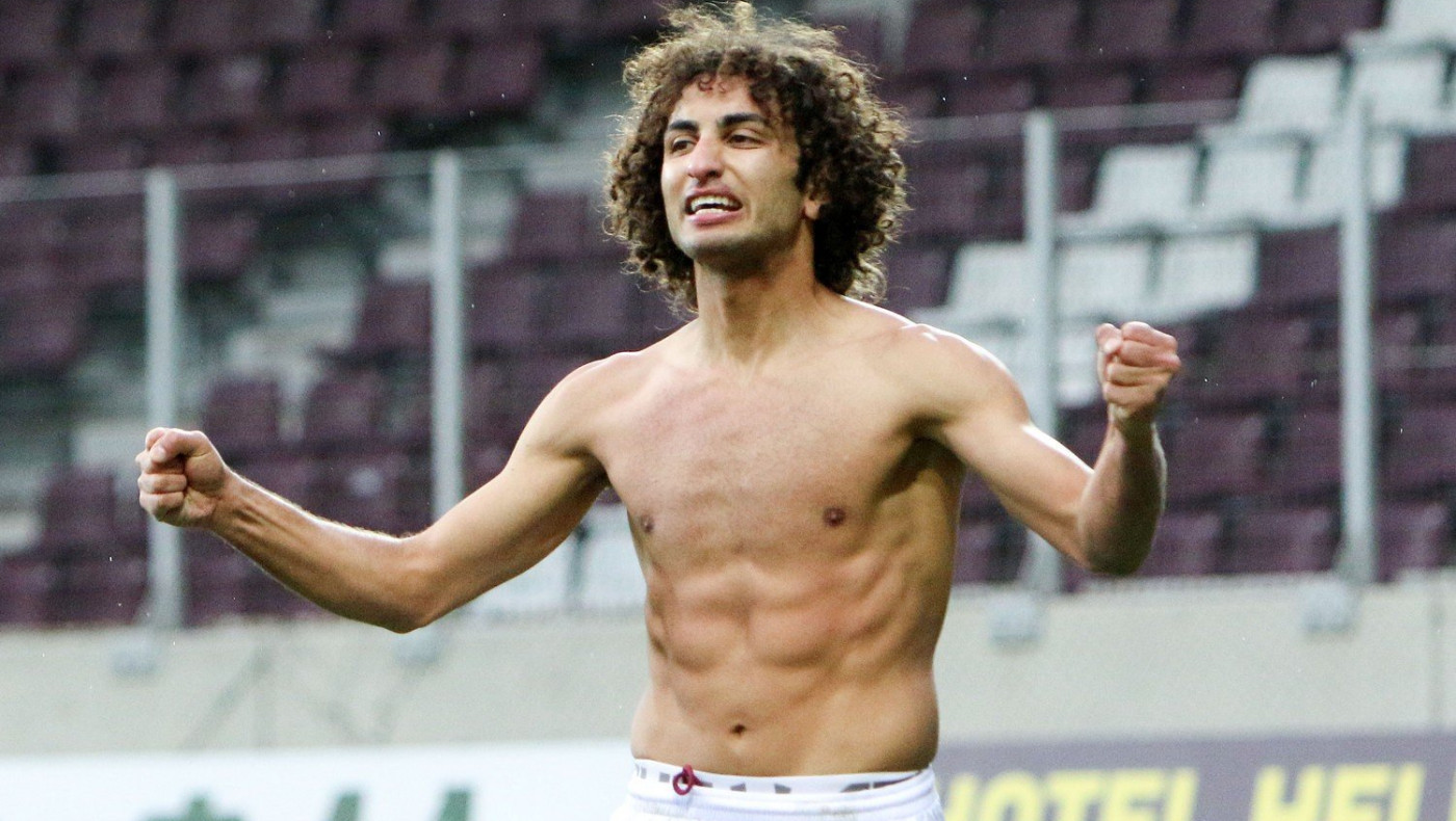 Ξανά στα ασπρόμαυρα ο Ουάρντα