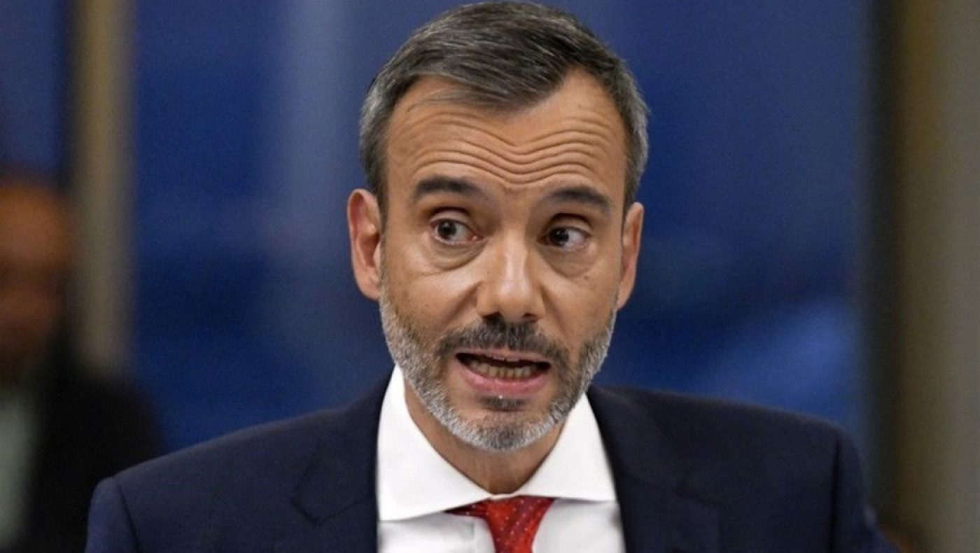 Ζέρβας: «Ήταν οδυνηρή απόφαση το κλείσιμο της παραλίας»