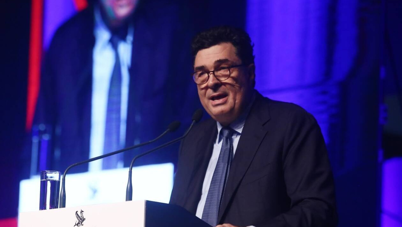 Κορωνοϊός: Οι δύσκολες ώρες του Παπαχελά στη ΜΕΘ