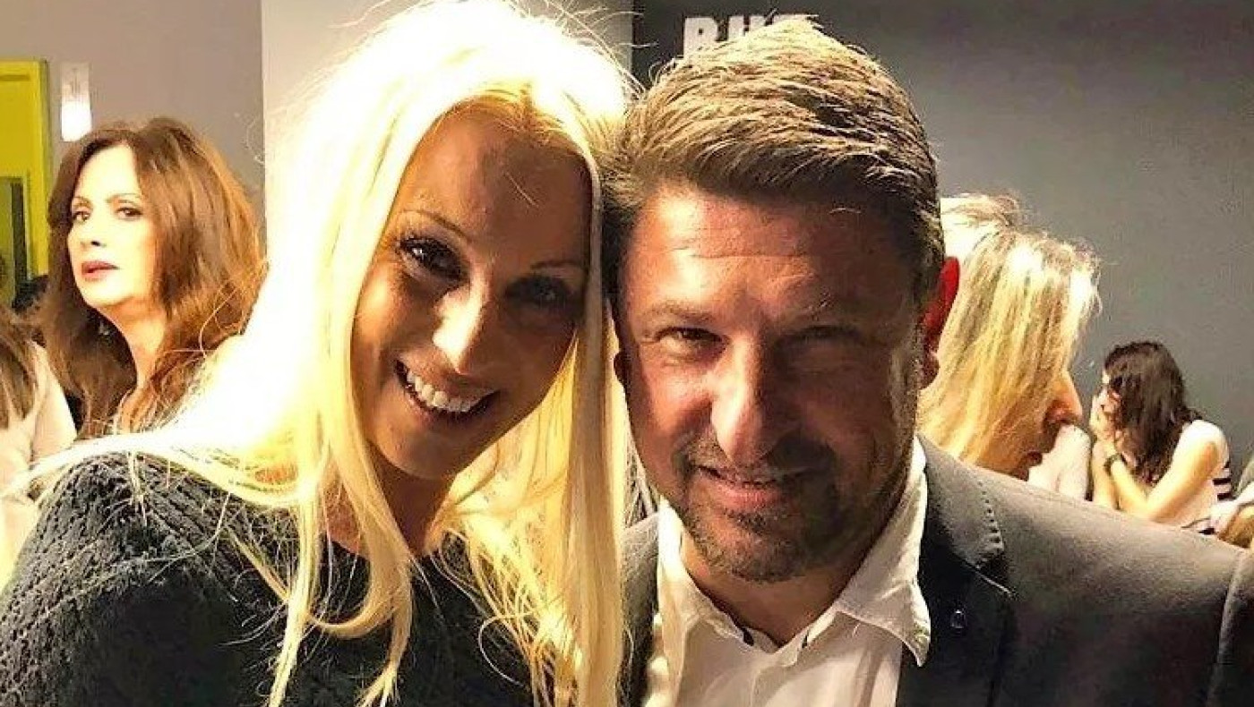 Η εντυπωσιακή σύζυγος και οι δύο κόρες του Νίκου Χαρδαλιά