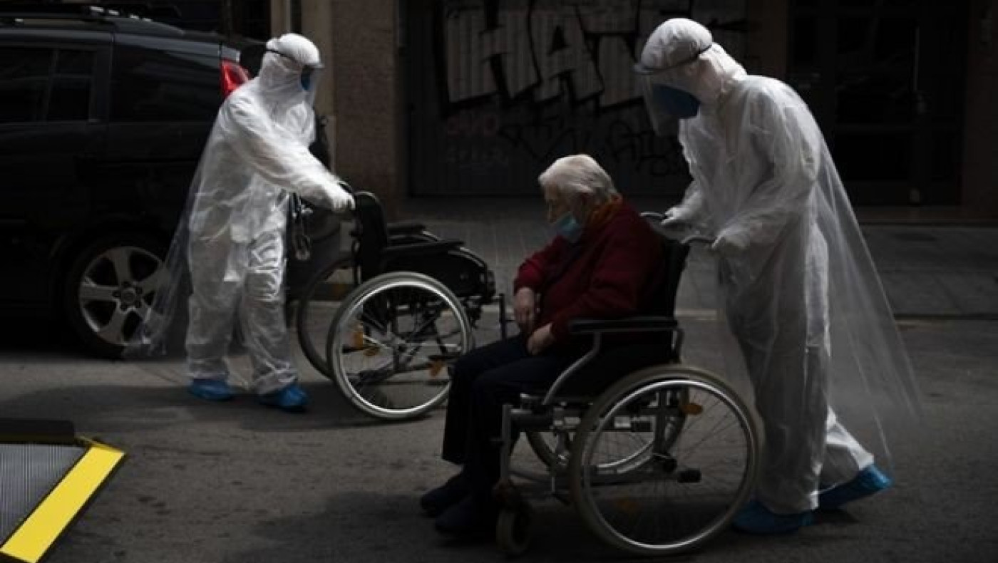 «Σε καραντίνα μέχρι το τέλος του 2020 καιρό οι ηλικιωμένοι»