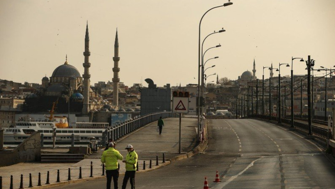 Άδειοι οι δρόμοι στην Τουρκία μετά τις σκηνές χάους