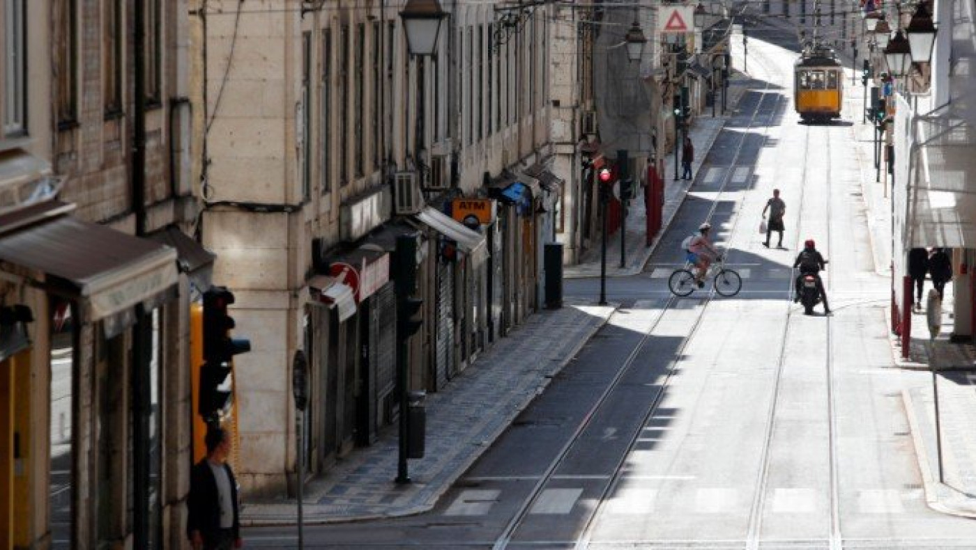 Κορωνοϊός: Πώς η Πορτογαλία, χωρίς σκληρό lockdown, δε θρηνεί εκατόμβες νεκρών