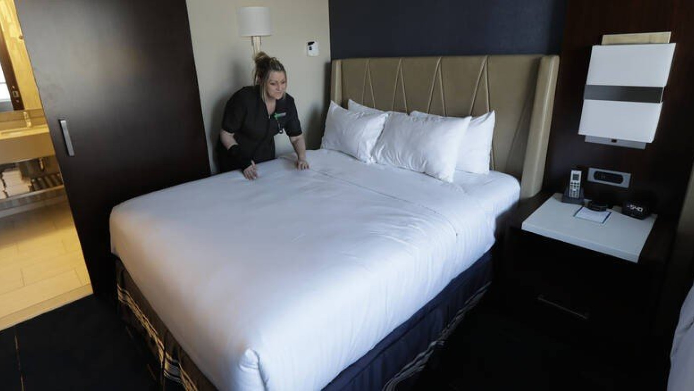 Αίτημα των ξενοδόχων για αναστολή του Airbnb!