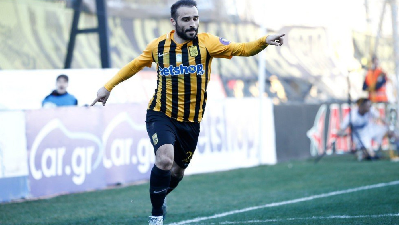 Ανέβηκε η προσφορά των Αράβων για Φέτφα, διστακτικός ο παίκτης