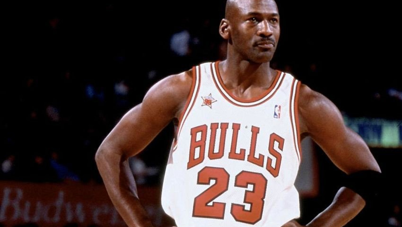 Οι 28.7 πόντοι ανά αγώνα του Air την σεζόν 97'-98'