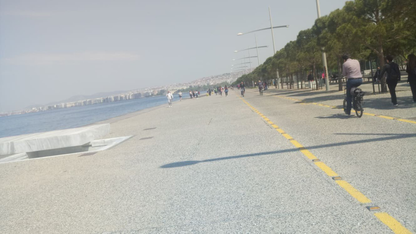 Πρωϊνό νέας κανονικότητας… στη Νέα Παραλία