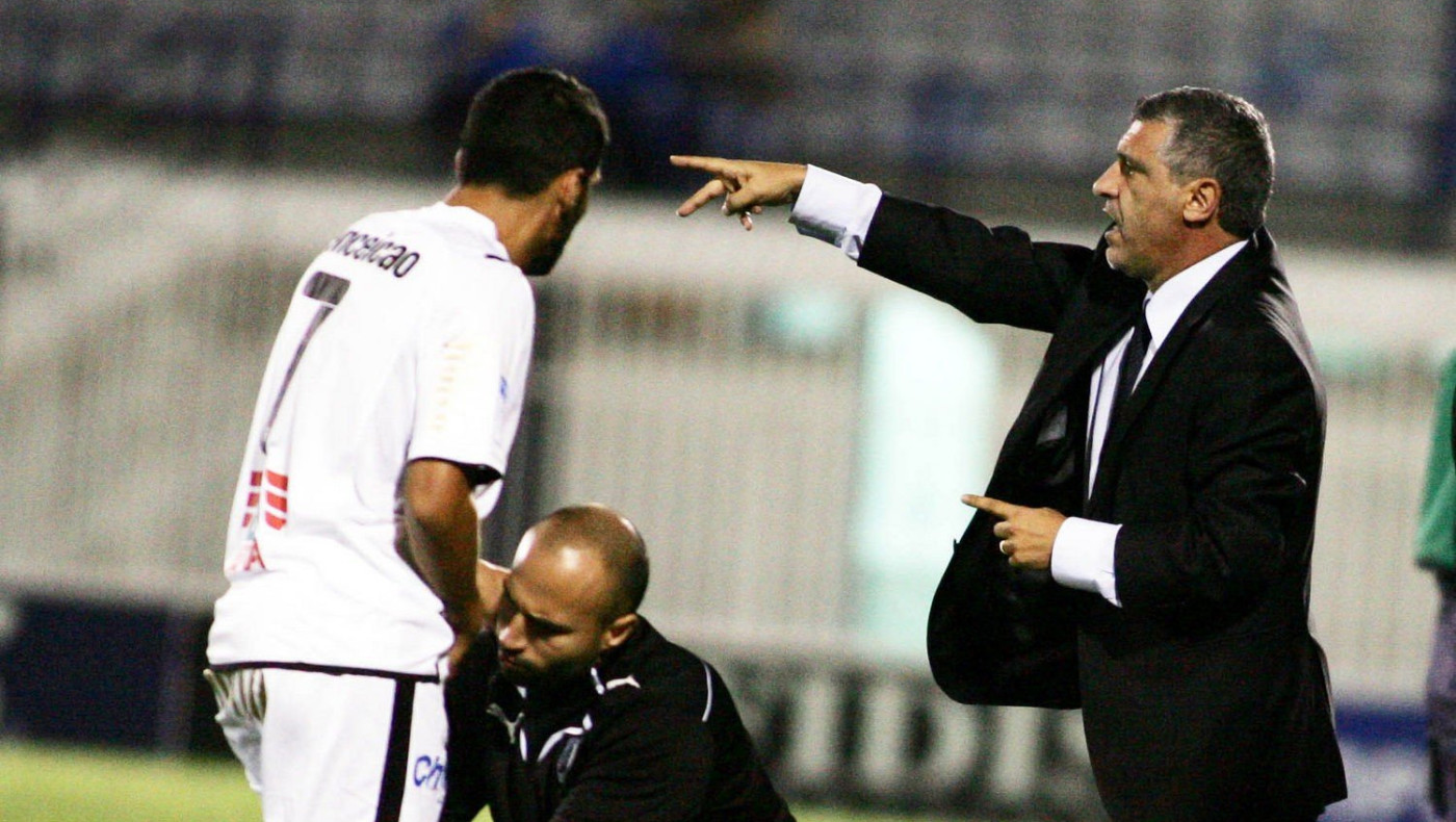 Σάντος: «Σαν αδελφός μου ο Κονσεϊσάο, είχα τη χαρά να τον προπονώ στον ΠΑΟΚ»