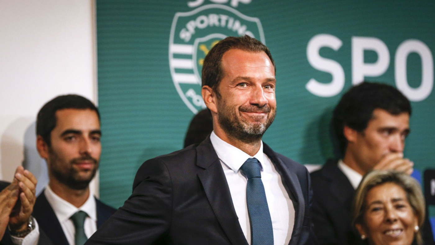 «Αν δεν μπορεί να ξεκινήσει το ποδόσφαιρο, τότε ποια δουλειά μπορεί;»