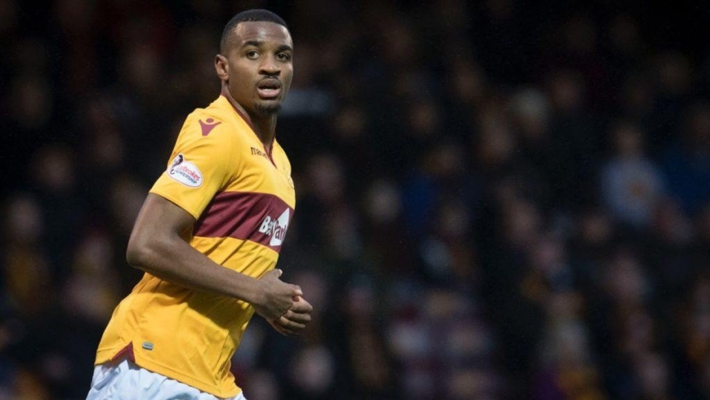 Νεκρός ο 23χρονος ποδοσφαιριστής Κριστιάν Εμπουλού!