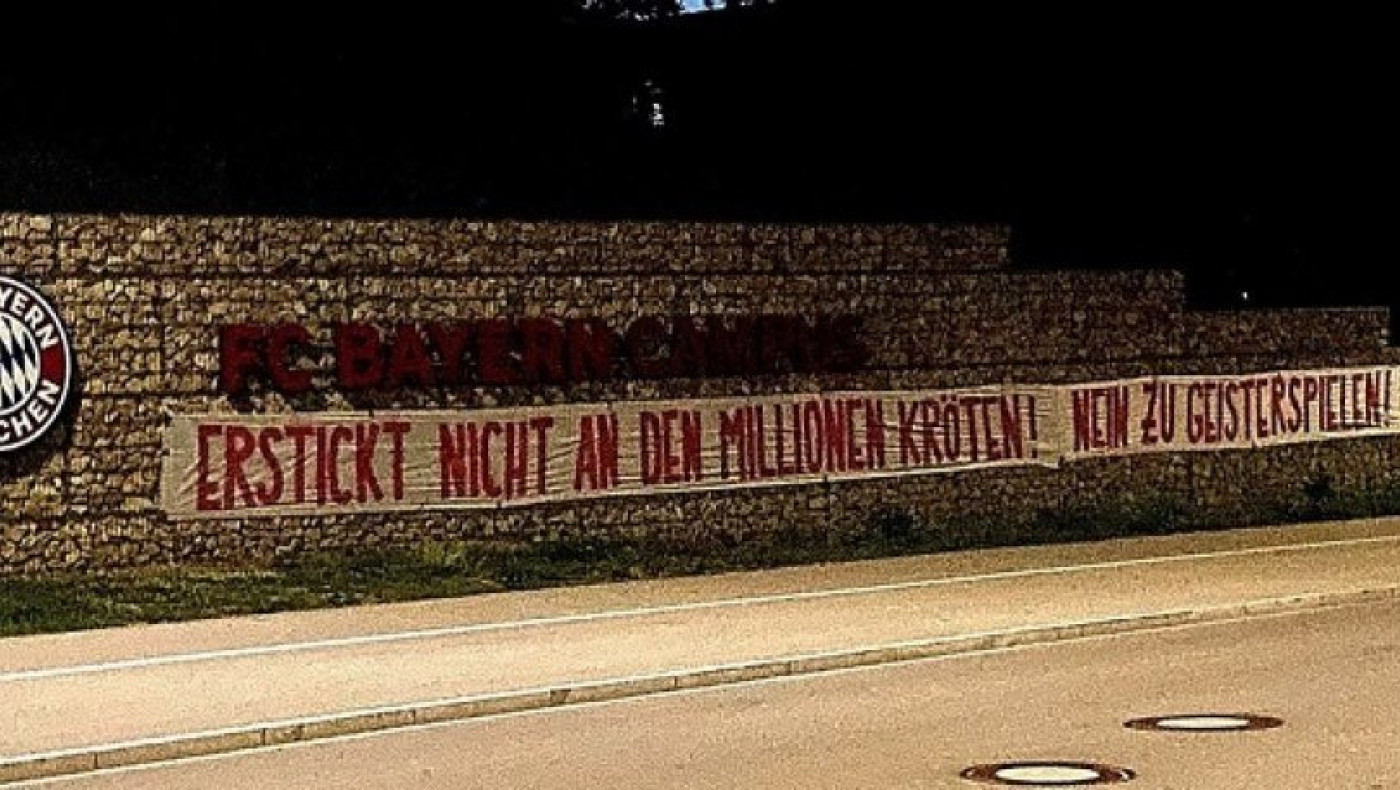 Πανό με μήνυμα για Bundesliga: «Μην πνιγείτε στα εκατομμύριά σας»